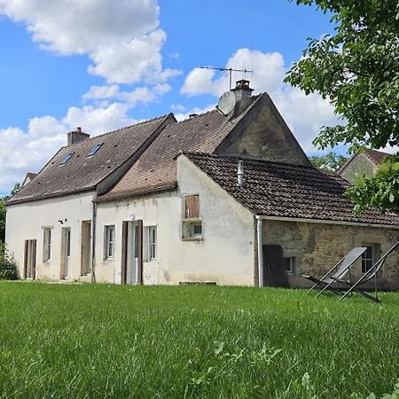 Maison De Vacances Gilly-lès-Cîteaux Exterior foto